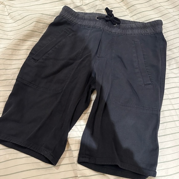 James Perse Shorts - Picture 1 of 3